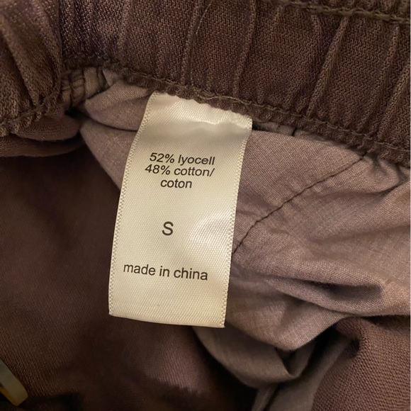 Maurices Solid High Rise Cropped Wide Leg Weekender Pant - Picture 4 of 5